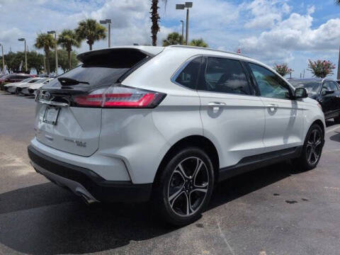 2020 Ford Edge Titanium