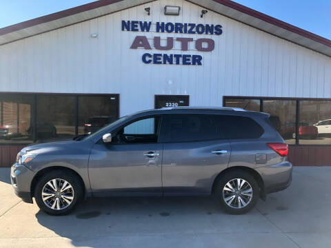 2017 Nissan Pathfinder for sale at New Horizons Auto Center in Council Bluffs IA