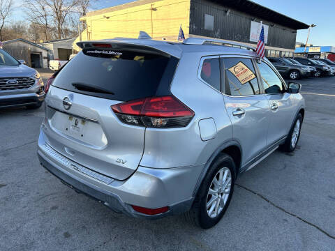2017 Nissan Rogue SV