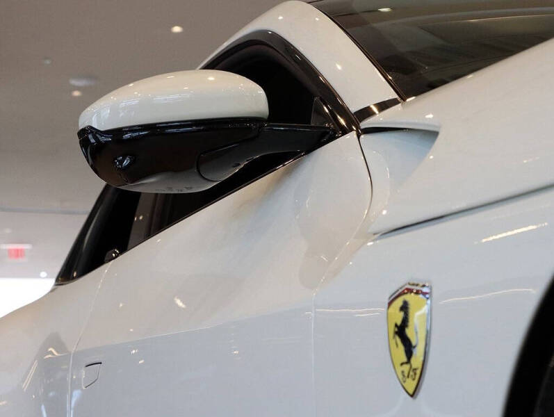 2024 Ferrari Purosangue