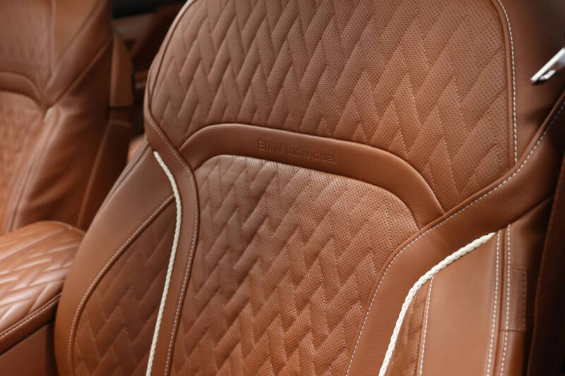 2022 BMW 7 Series M760i xDrive