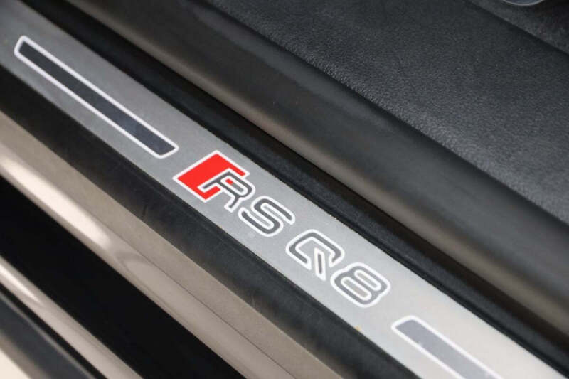 2023 Audi RS Q8 4.0T quattro