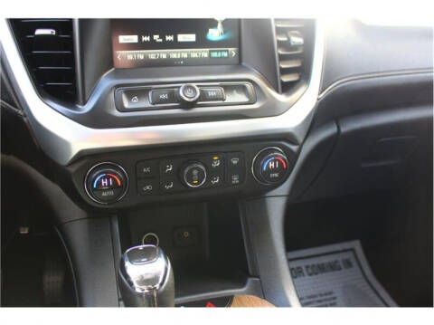 2017 GMC Acadia SLE-1