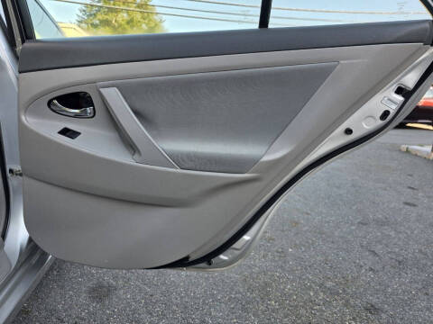 2009 Toyota Camry LE