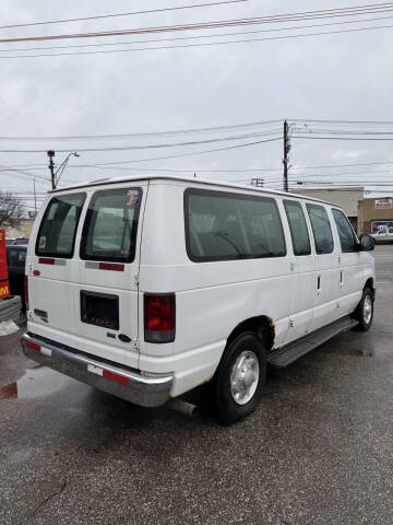 2009 Ford E-Series E-350 SD XL