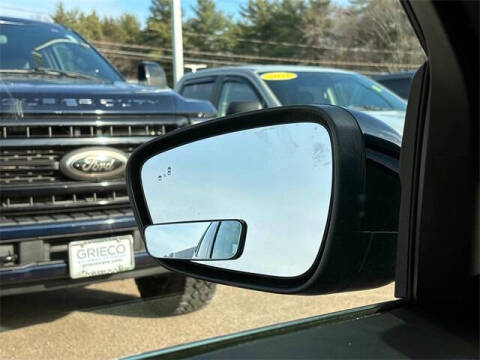 2020 Ford Escape Hybrid Titanium