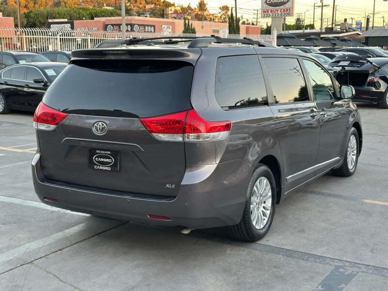 2013 Toyota Sienna
