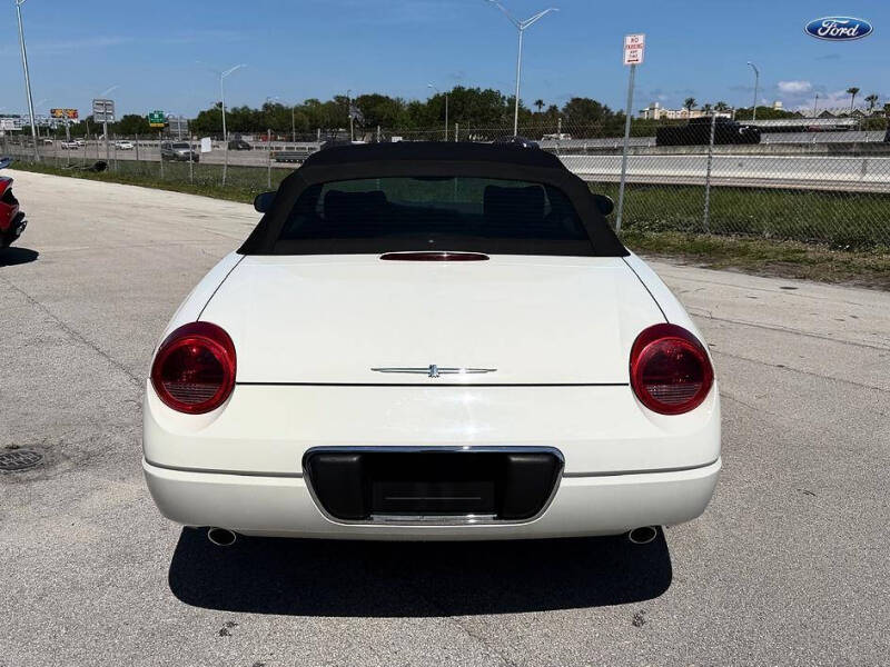 2002 Ford Thunderbird Deluxe