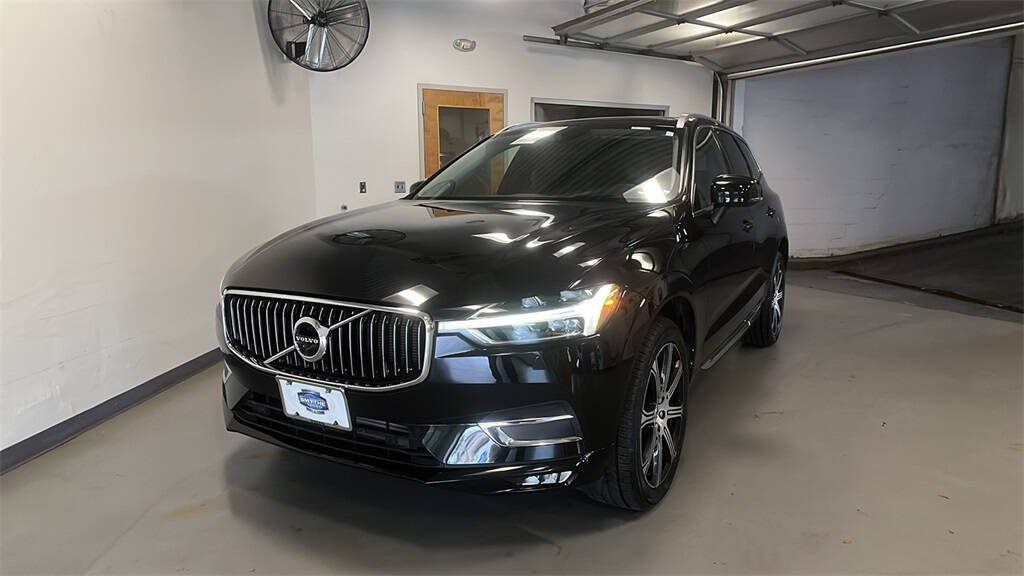 2020-volvo-xc60-t5-inscription-awd-4dr-suv.jpg