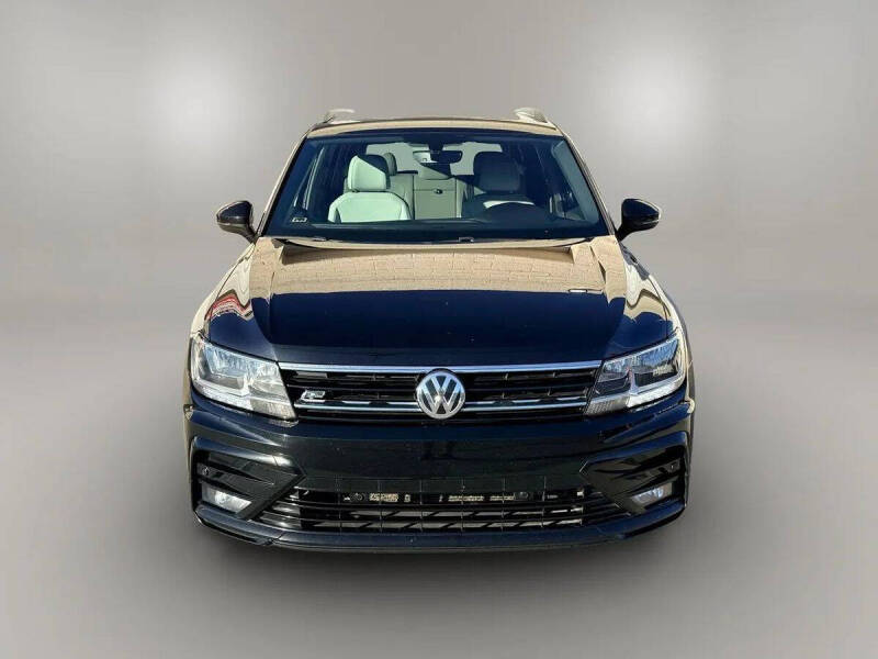2020 Volkswagen Tiguan SE R-Line Black