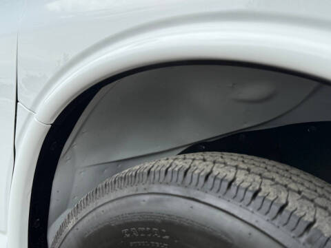 2022 Chevrolet Express 2500