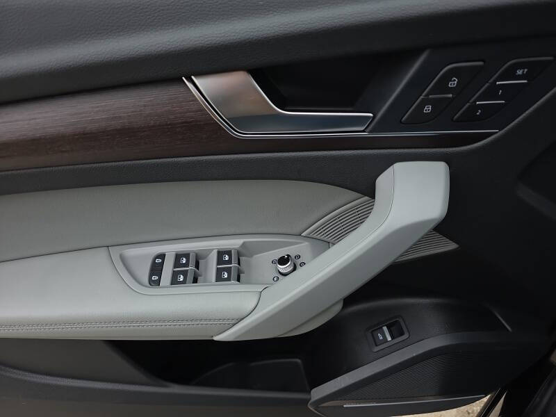 2022 Audi Q5 quattro S line Prem Plus 45 TFSI