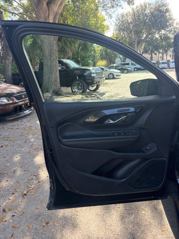 2023 GMC Terrain AT4