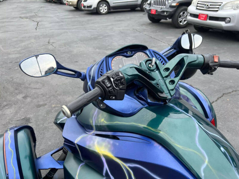 2015 Can-Am Spyder RS-S Special Series SE5