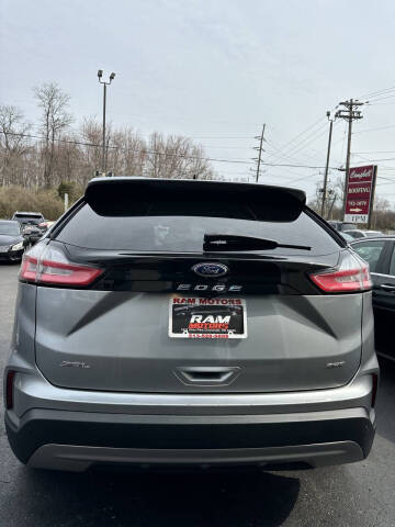 2022 Ford Edge SEL