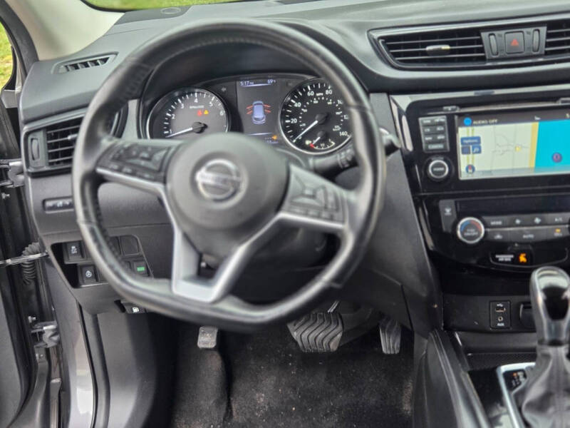 2017 Nissan Rogue Sport SL