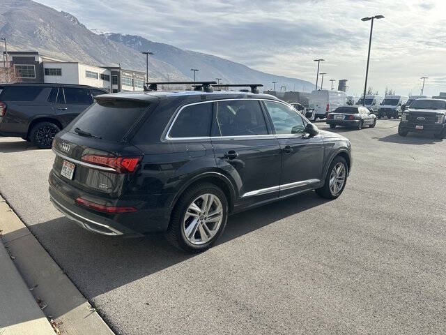 2020 Audi Q7 quattro Premium Plus 55 TFSI