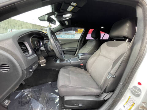 2015 Dodge Charger SE