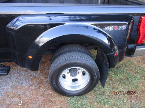 2017 Ford F-350 Super Duty Lariat