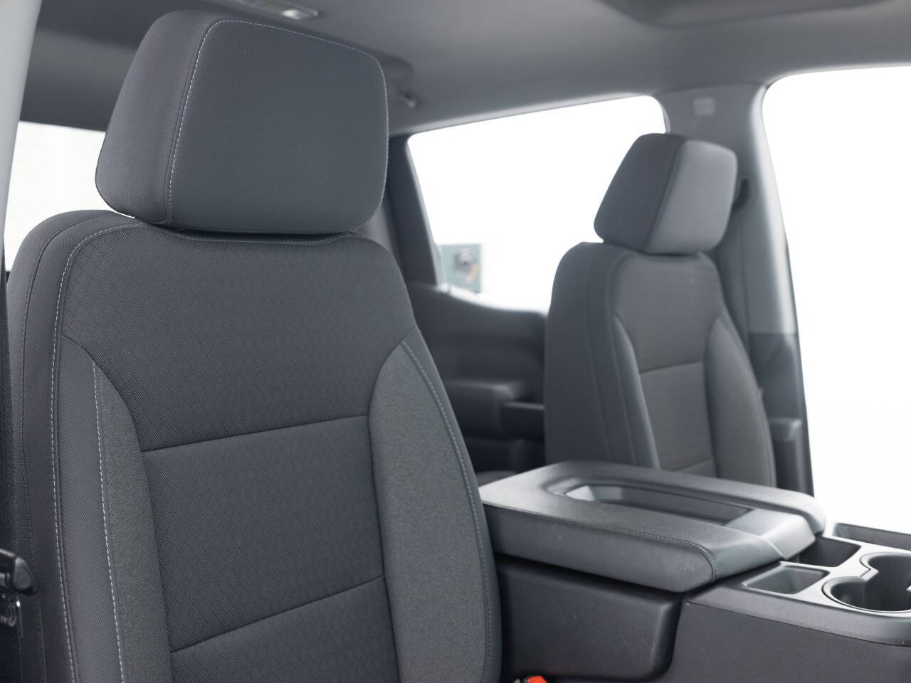 Used Car 2021 Chevrolet Silverado 1500  Lt 4x4 4dr Crew Cab 5.8 Ft. Sb W/1lt For Sale Under $30,000 In Coal City, Illinois