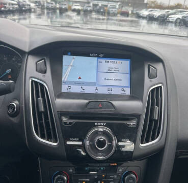 2017 Ford Focus Titanium