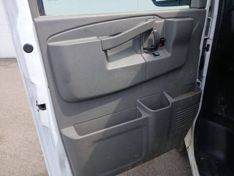 2017 Chevrolet Express 2500