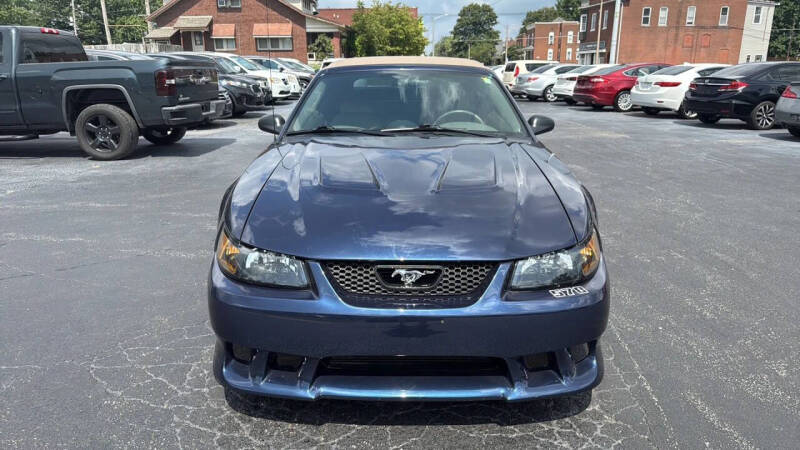 2002 Ford Mustang GT Deluxe
