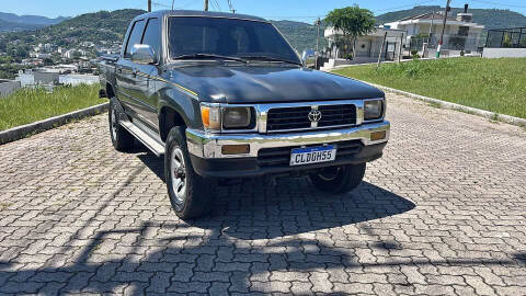 2000 Toyota Hilux