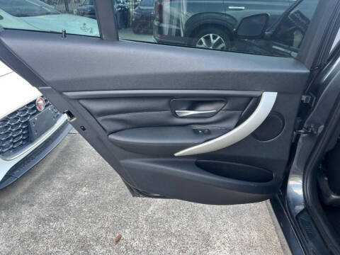 2013 BMW 3 Series 328i