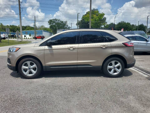 2020 Ford Edge SE