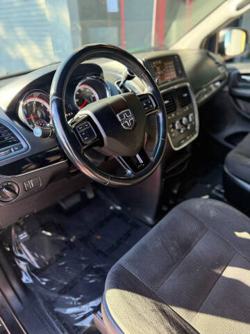 2017 Dodge Grand Caravan
