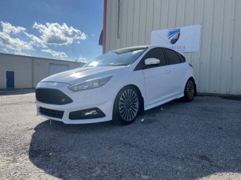 2015 Ford Focus for sale at Drivertopia in Midlothian TX