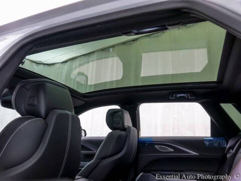 2025 Cadillac LYRIQ Luxury 2