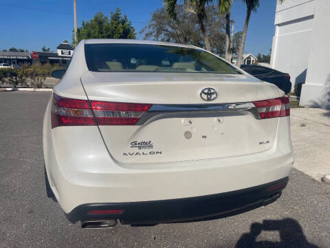 2013 Toyota Avalon XLE