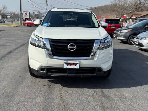 2022 Nissan Pathfinder for sale at Elk Avenue Auto Brokers in Elizabethton TN