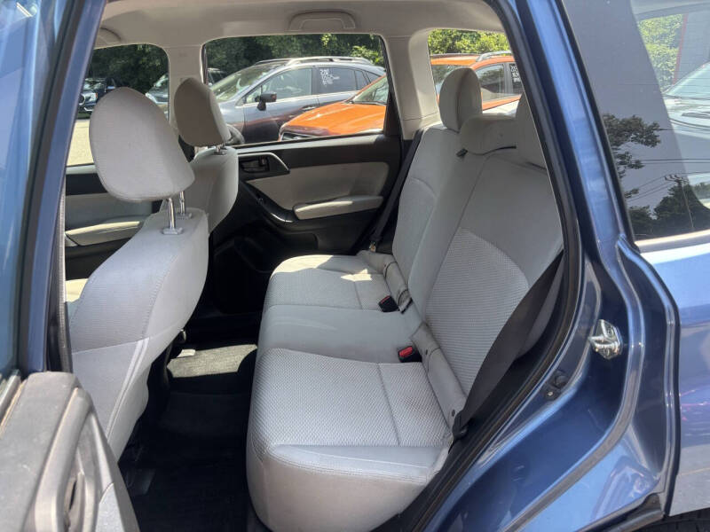 2017 Subaru Forester 2.5i
