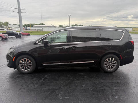 2019 Chrysler Pacifica Touring L Plus