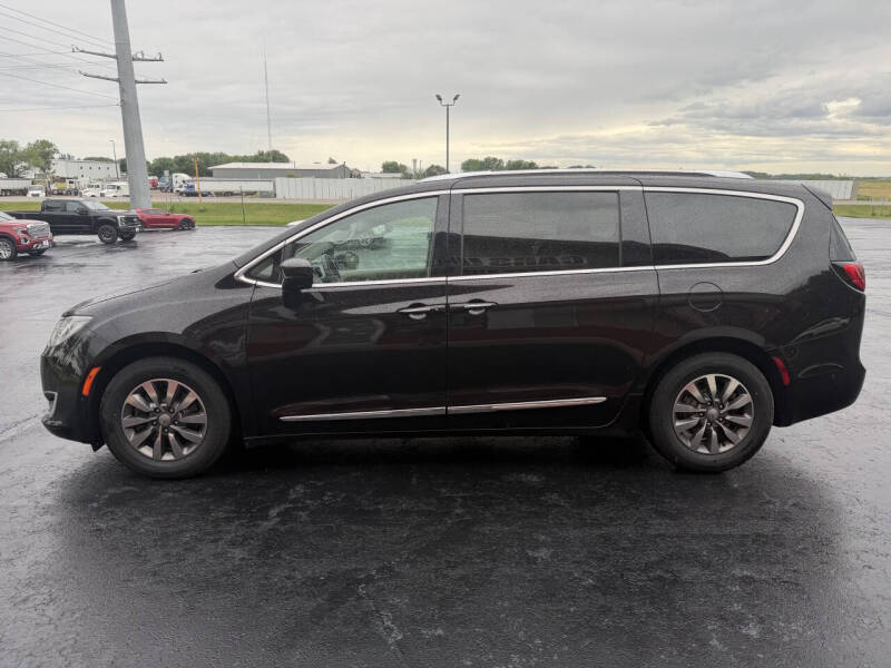 2019 Chrysler Pacifica Touring L Plus