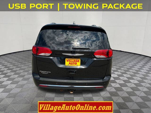 2020 Chrysler Pacifica Touring L