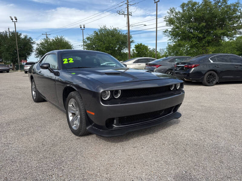 2022 Dodge Challenger SXT