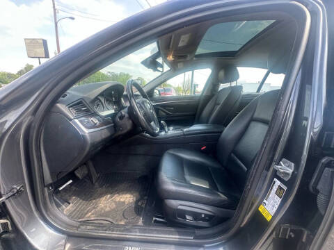 2015 BMW 5 Series 528i