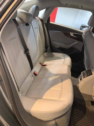 2019 Audi A4 quattro Premium 45 TFSI