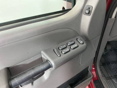 2004 Ford Explorer Sport Trac XLS