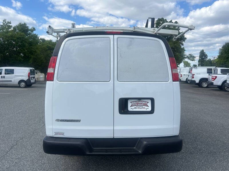 2017 Chevrolet Express 2500