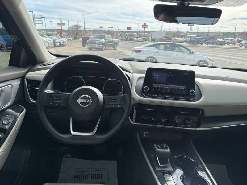 2023 Nissan Rogue SV