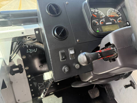 2014 Freightliner MT55 Chassis