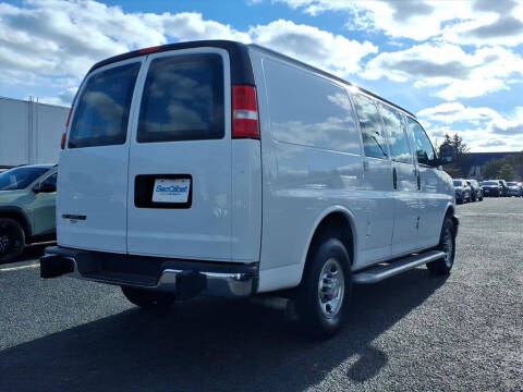 2024 Chevrolet Express 2500