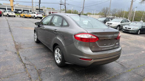 2014 Ford Fiesta SE
