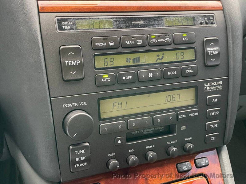 1998 Lexus LS 400