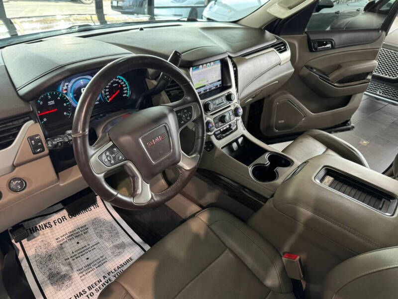 2017 GMC Yukon SLT